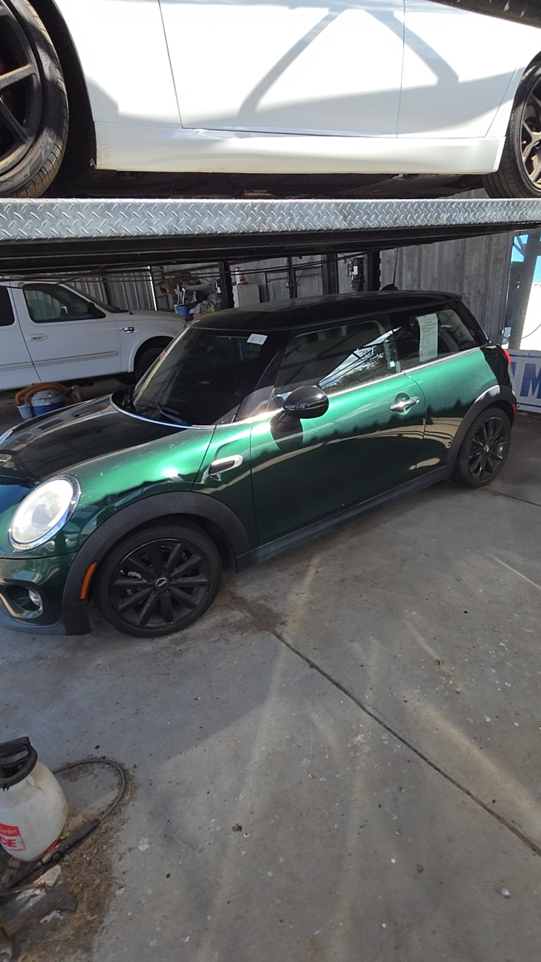2014 Mini Hardtop Cooper photo 2